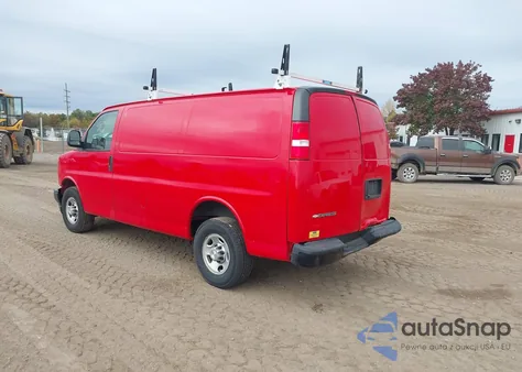 2021 Chevrolet Express Cargo Rwd 2500 Regular Wheelbase Wt z USA, uszkodzony, nr VIN 1GCWGAFP6M1219450